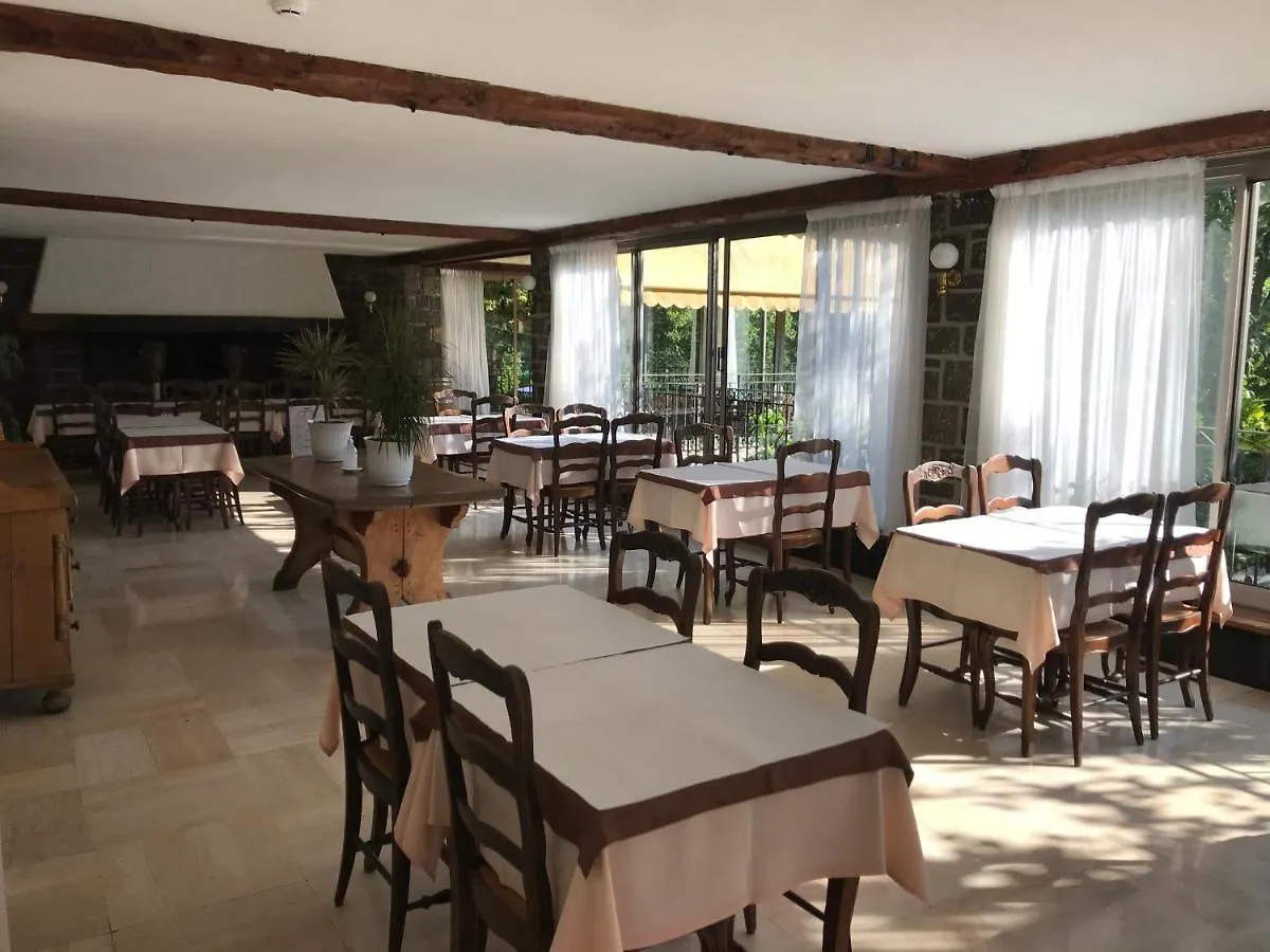 Levens Hotel La Vigneraie 2*,  צרפת