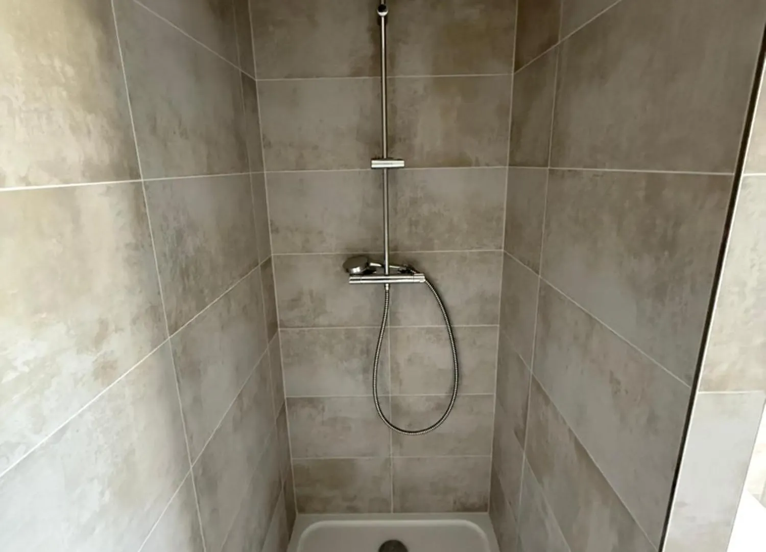 Hotel La Vigneraie Levens 2*,